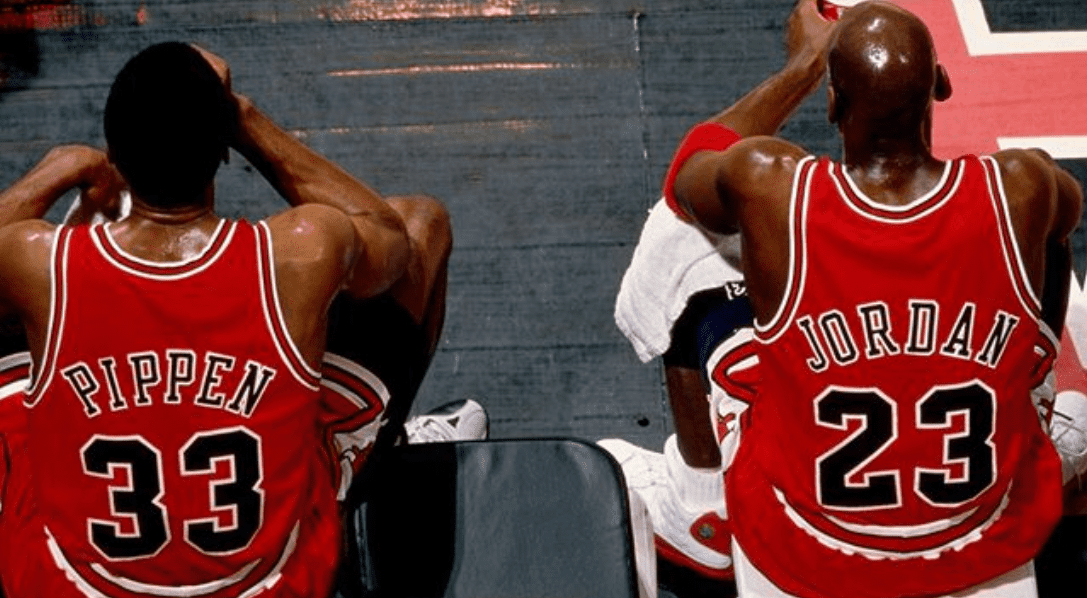 pippen holding jordan